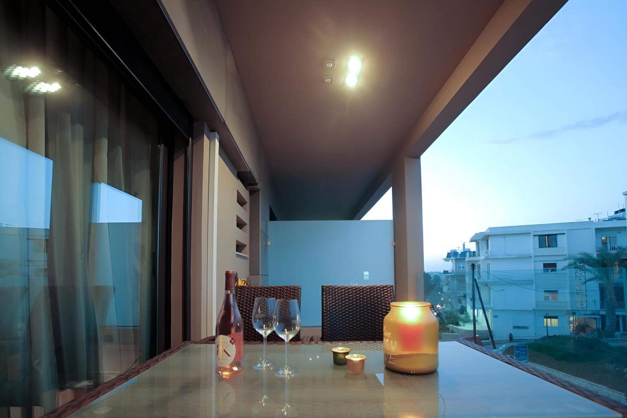Onyx City Center Apartment With Parking 伊拉克利翁 外观 照片
