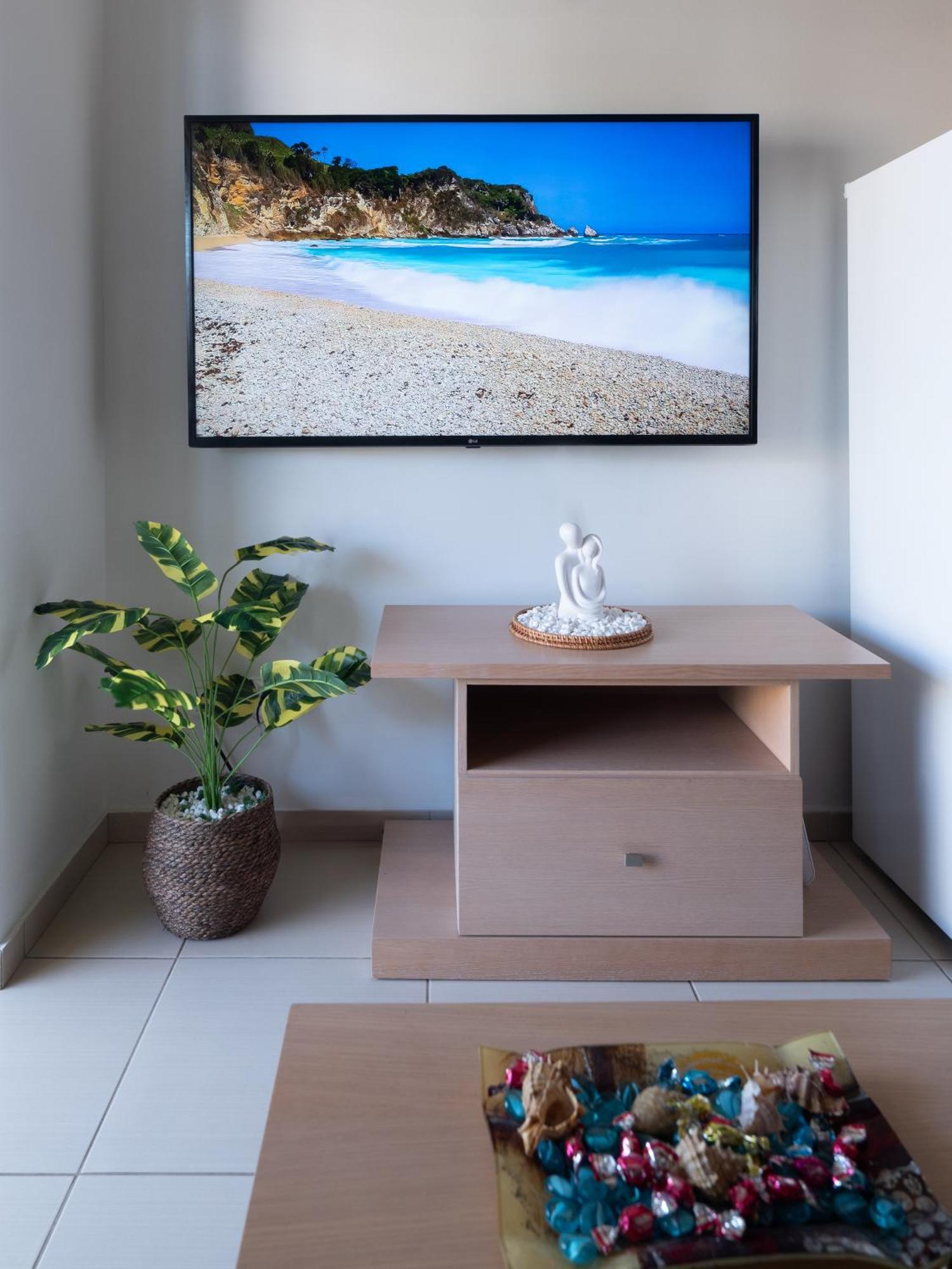 Onyx City Center Apartment With Parking 伊拉克利翁 外观 照片