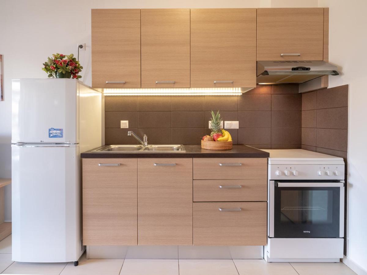 Onyx City Center Apartment With Parking 伊拉克利翁 外观 照片