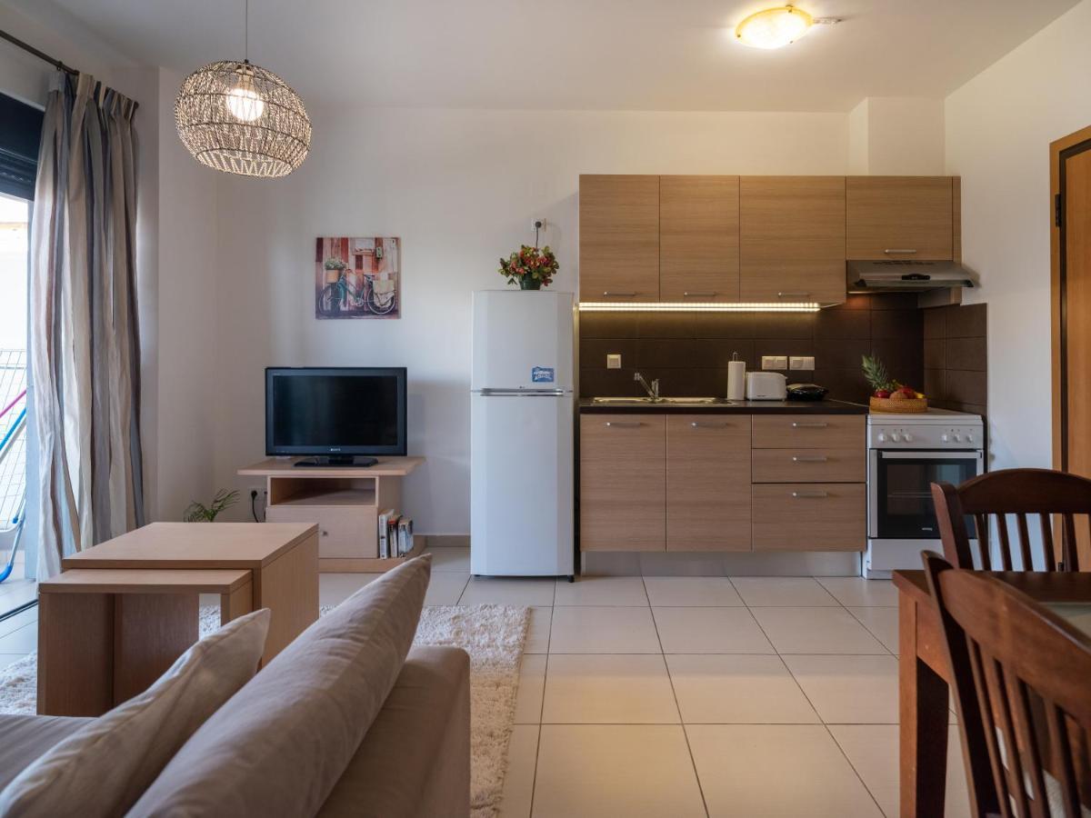 Onyx City Center Apartment With Parking 伊拉克利翁 外观 照片